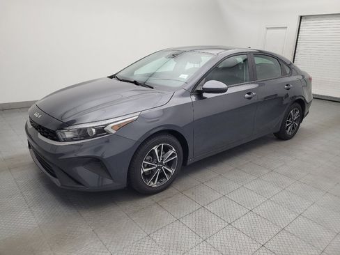 Used 2024 Kia Forte LXS FWD image 2
