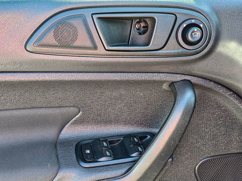 Used 2019 Ford Fiesta SE FWD image 12