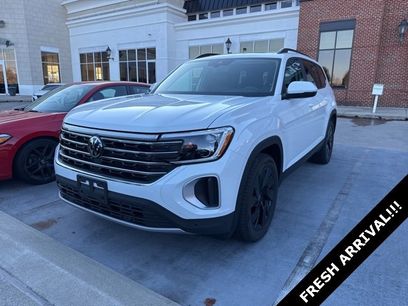 Used 2025 Volkswagen Atlas SE