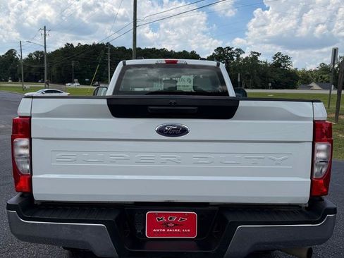 Used 2022 Ford F250 XL w/ Power Equipment Group RWD image 6