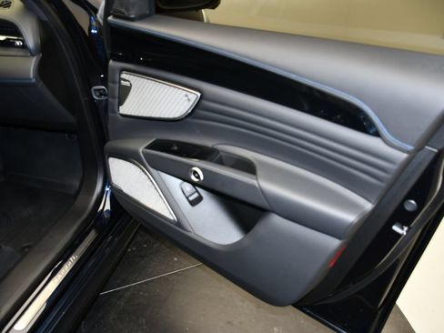 Used 2023 Maserati Grecale Modena AWD/4WD image 25