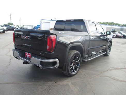Used 2022 GMC Sierra 1500 SLT w/ SLT Premium Plus Package AWD/4WD image 6