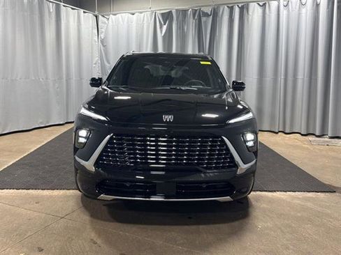 New 2026 Buick Enclave Avenir w/ Super Cruise Package image 2