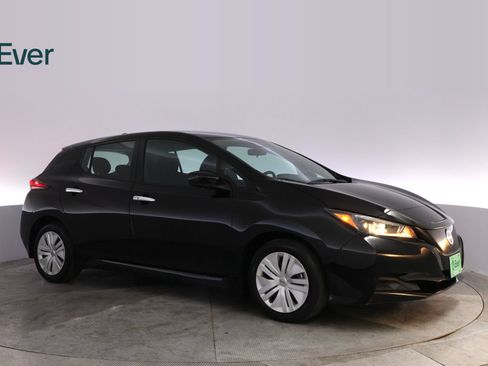 Used 2025 Nissan Leaf S FWD image 14