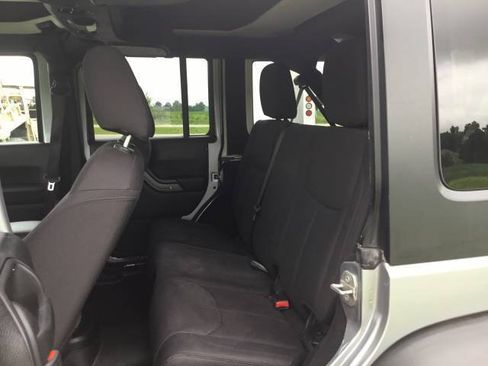 Used 2016 Jeep Wrangler Unlimited Sport w/ Quick Order Package 24S AWD/4WD image 12
