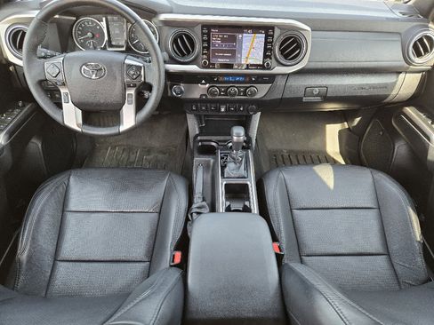 Used 2022 Toyota Tacoma Limited w/ Nightshade Package image 5