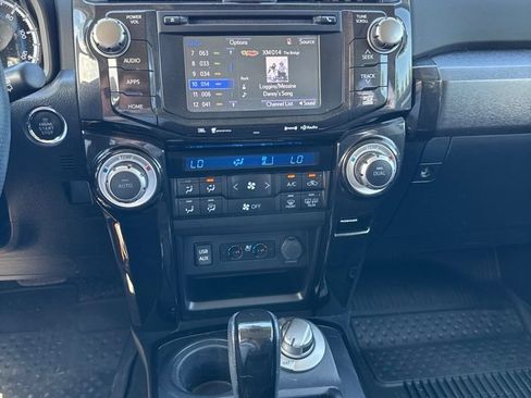 Used 2019 Toyota 4Runner Limited AWD/4WD image 10