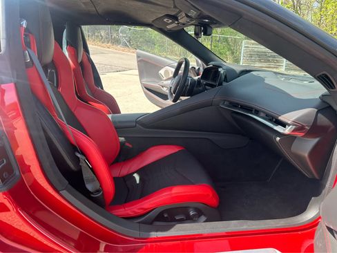 Used 2022 Chevrolet Corvette Stingray Premium Conv w/ Battery Protection Package RWD image 21