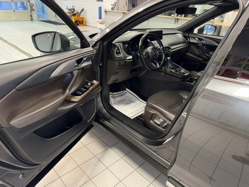 Used 2022 MAZDA CX-9 Signature image 13