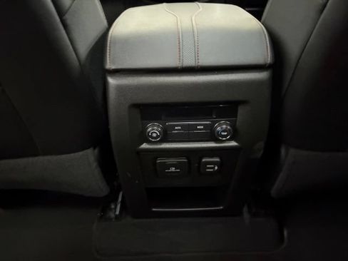 Used 2023 Chevrolet Traverse RS AWD/4WD image 30