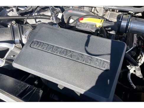 Used 2023 Chevrolet Silverado 3500 High Country w/ Z71 Off-Road Package AWD/4WD image 34