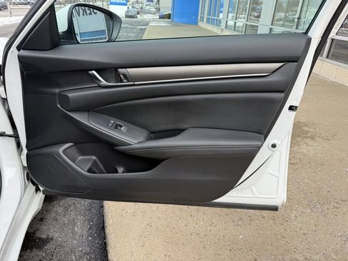 Used 2019 Honda Accord LX image 43