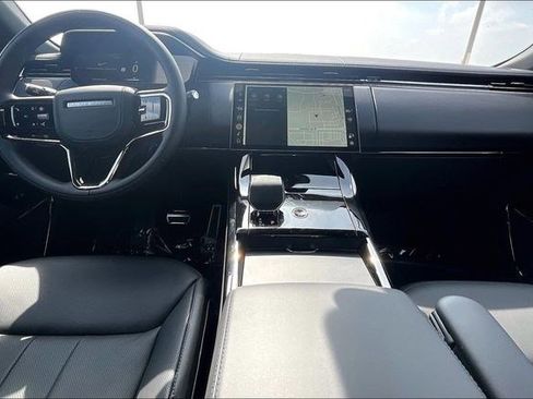 New 2025 Land Rover Range Rover Sport Dynamic SE image 5