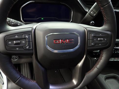 Used 2025 GMC Sierra 2500 AT4X image 54