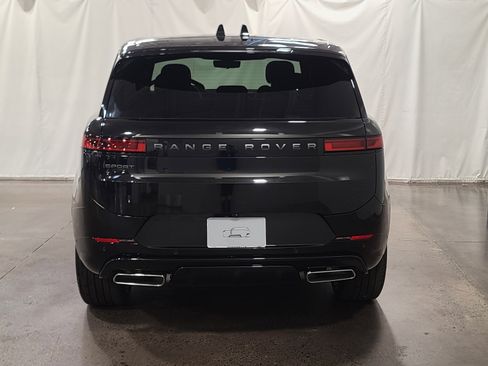 New 2026 Land Rover Range Rover Sport Dynamic SE AWD/4WD image 8
