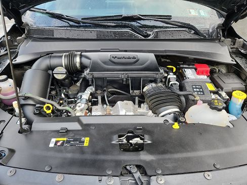 Certified 2025 Jeep Compass Latitude AWD/4WD image 27