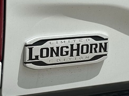 New 2026 RAM 2500 Limited AWD/4WD image 8