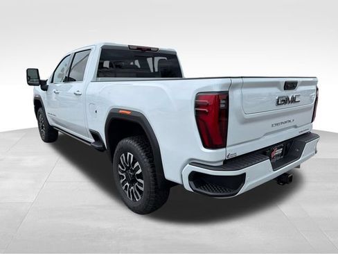 New 2026 GMC Sierra 2500 Denali Ultimate AWD/4WD image 5