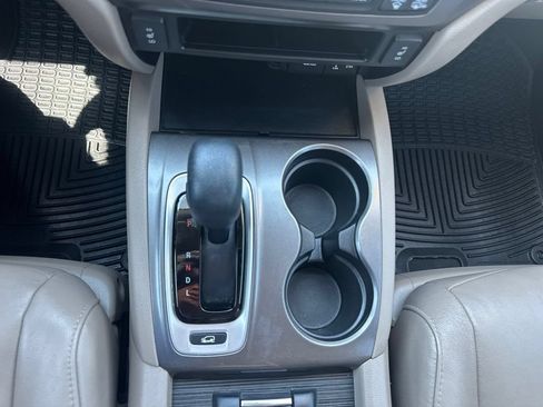 Used 2018 Honda Pilot EX-L image 8
