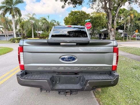 Used 2022 Ford F350 XLT w/ XLT Premium Package AWD/4WD image 3