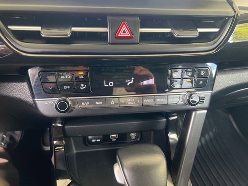 Used 2024 Kia Seltos S AWD/4WD image 56
