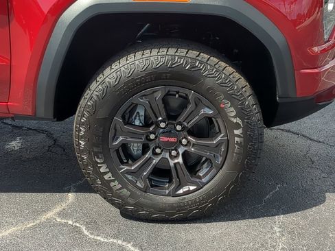 New 2025 GMC Canyon Elevation w/ Convenience Package image 19