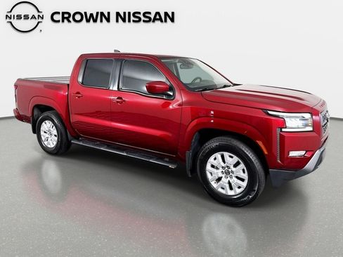 Certified 2022 Nissan Frontier SV w/ SV Premium Package RWD image 3