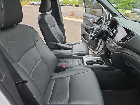 Used 2022 Honda Passport EX-L image 11