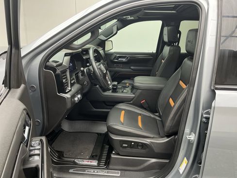 Certified 2025 GMC Sierra 1500 AT4 w/ AT4 Premium Package image 3