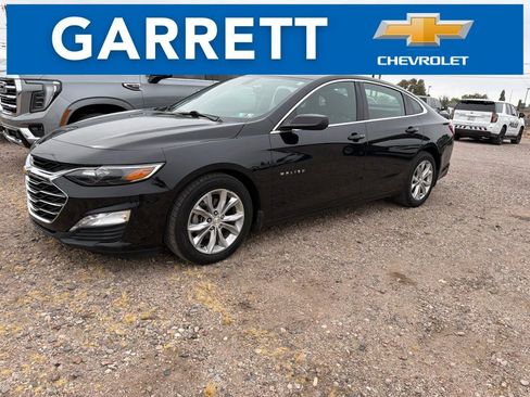 Used 2019 Chevrolet Malibu LT FWD image 1