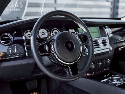 Used 2015 Rolls-Royce Wraith image 34