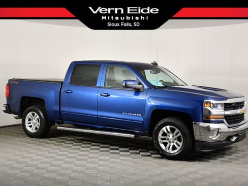 Used 2018 Chevrolet Silverado 1500 LT w/ All Star Edition AWD/4WD image 1