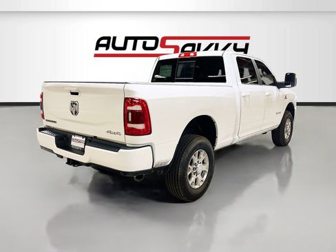 Used 2024 RAM 2500 Laramie AWD/4WD image 7