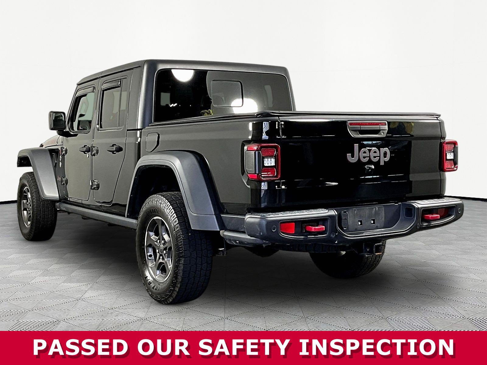 Used 2020 Jeep Gladiator Rubicon AWD/4WD image 4