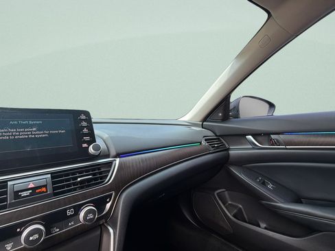 Used 2018 Honda Accord EX-L image 13
