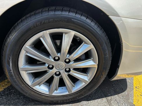 Used 2011 Lexus ES 350 FWD image 10