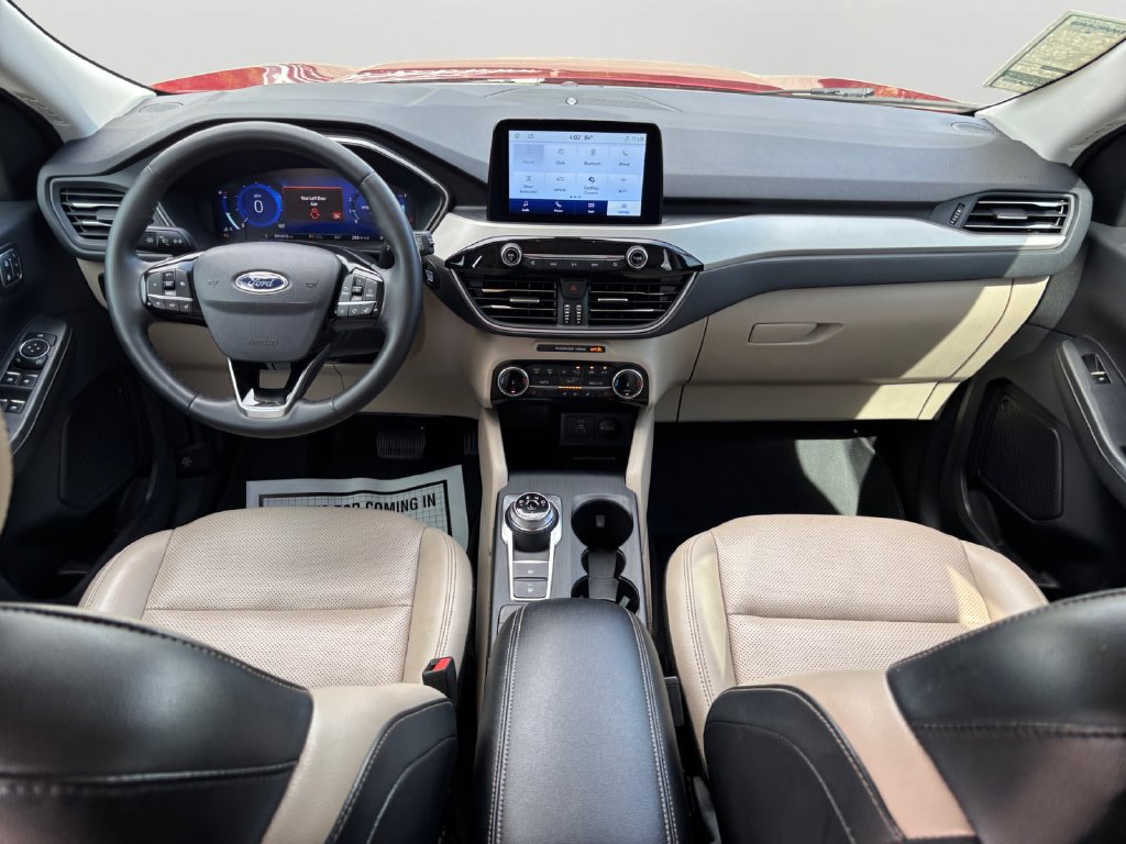 Used 2022 Ford Escape SEL w/ Technology Package FWD image 17