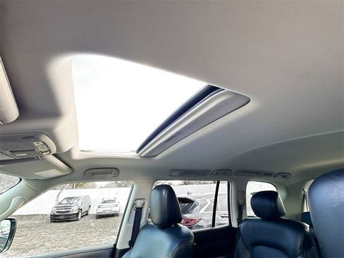 Used 2021 INFINITI QX80 Luxe image 24