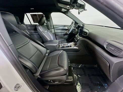 Used 2020 Ford Explorer ST w/ ST Street Pack image 12