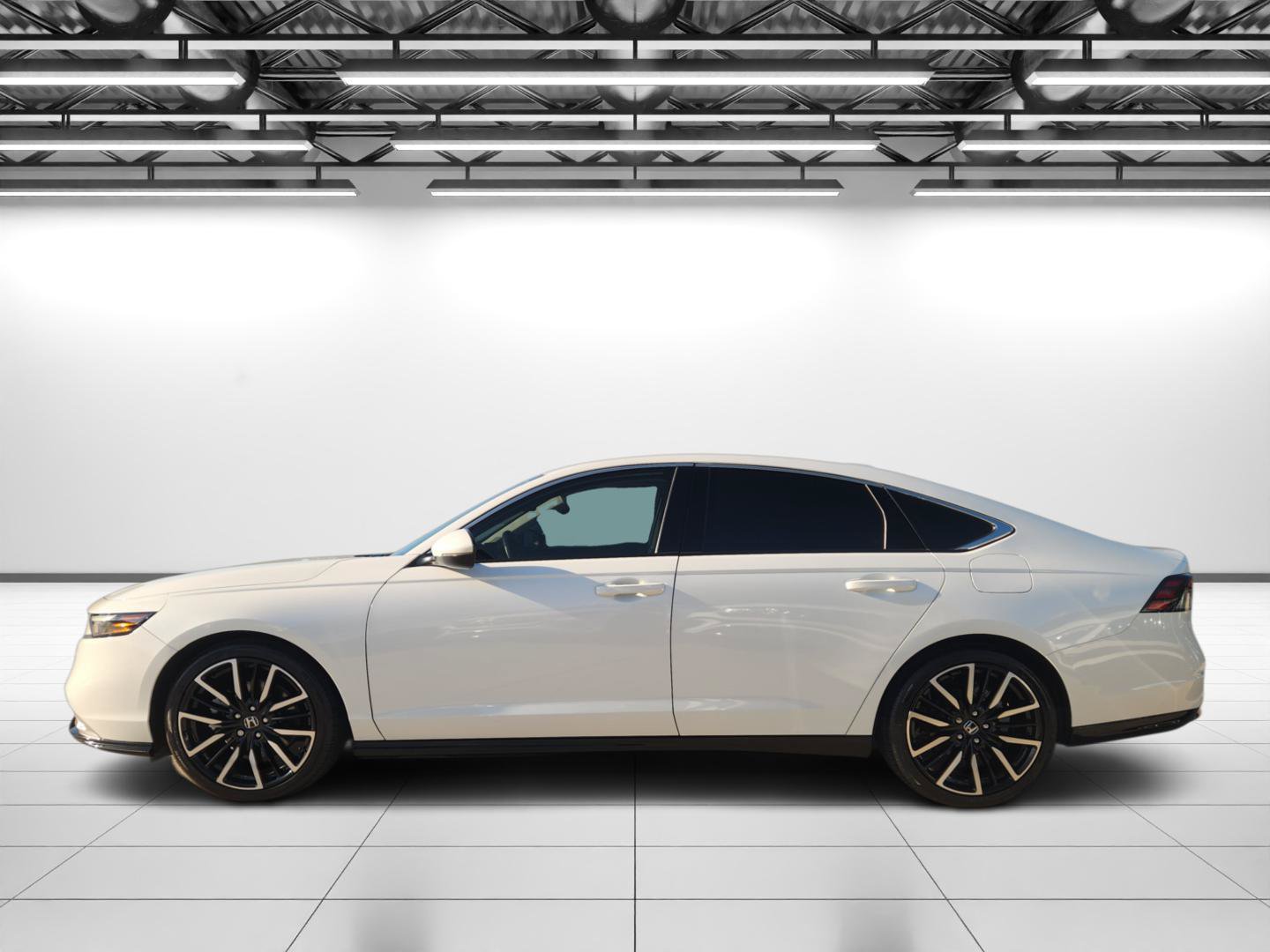 Used 2023 Honda Accord Touring image 6