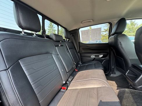 Used 2025 Ford Ranger Lariat w/ FX4 Off-Road Package AWD/4WD image 42