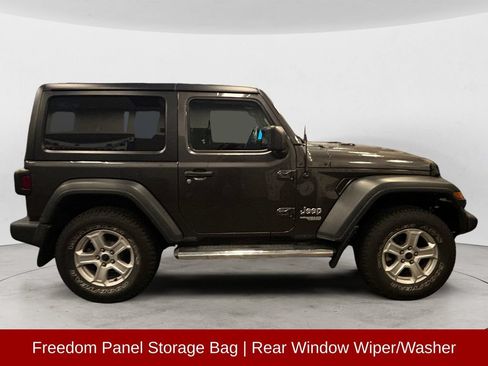Used 2020 Jeep Wrangler Sport AWD/4WD image 7