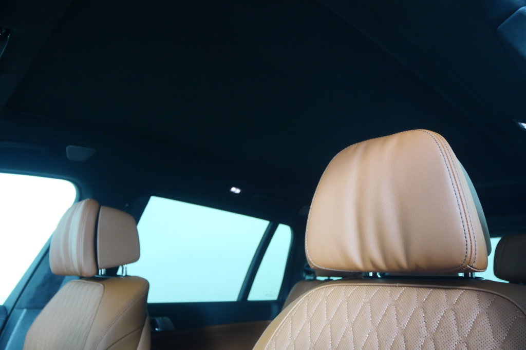 Used 2027 BMW X7 M60i AWD/4WD image 12
