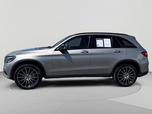 Used 2019 Mercedes-Benz GLC 300 4MATIC image 2