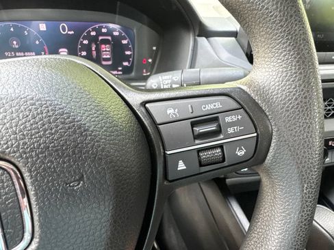 Used 2025 Honda Accord SE image 17