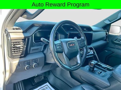 Used 2022 GMC Sierra 1500 AT4 w/ AT4 Preferred Package image 11