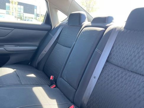 Used 2018 Nissan Altima 2.5 S w/ S Convenience Package image 29