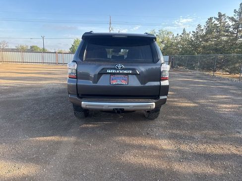 Used 2020 Toyota 4Runner TRD Off-Road image 5