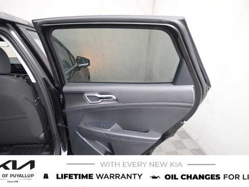 New 2026 Kia Sportage LX image 13