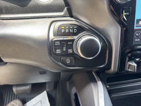 Used 2020 RAM 1500 Big Horn AWD/4WD image 21